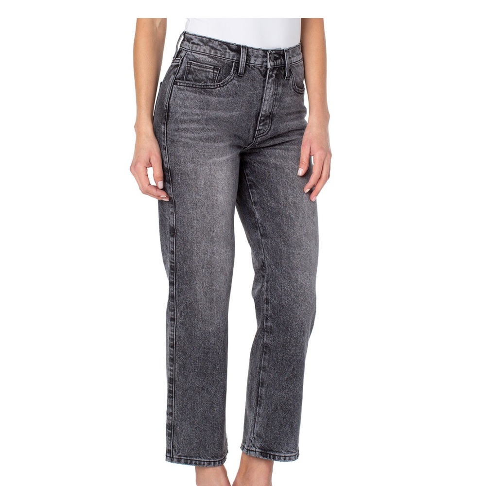 Earnest Sewn Straight-Leg Ankle Jeans women. NWT